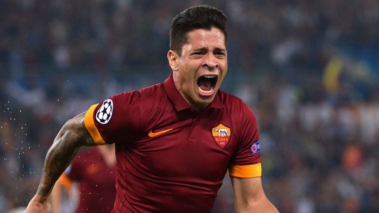 Xolos contrata a Juan Manuel Iturbe