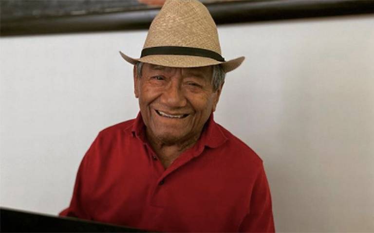 Trasladan cenizas de Armando Manzanero a Mérida