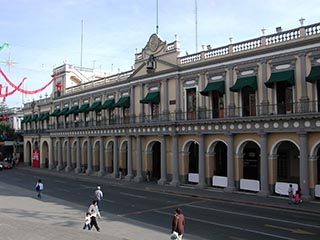 Gobierno estatal debe 50 mdp a la UV por el Plan Veracruzano de Desarrollo