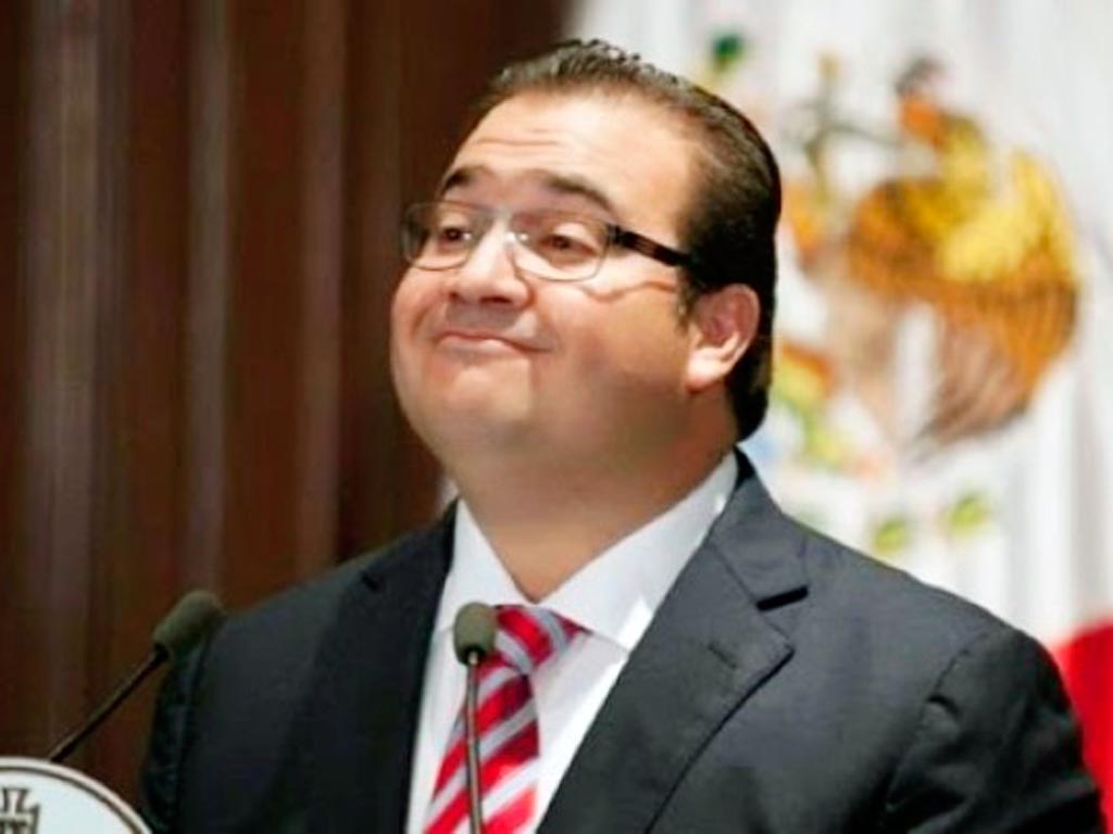 Juez congela 2 órdenes de aprehensión contra Javier Duarte