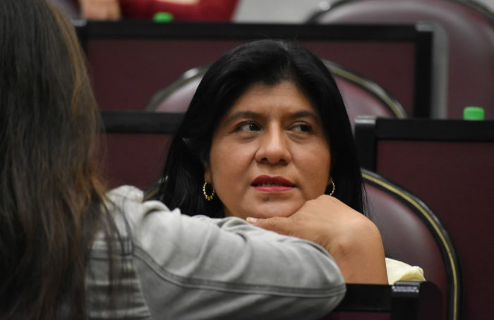 Se registra Yazmín Copete como precandidata del PRD al Senado