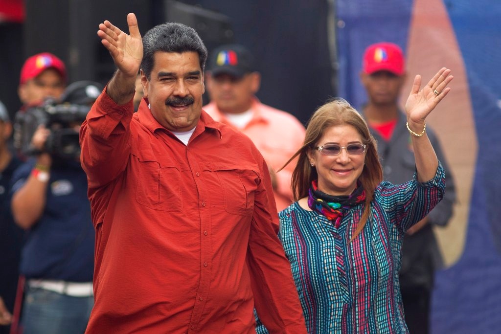 Gobierno de Trump sanciona a la esposa de Maduro y a su ministro de Defensa