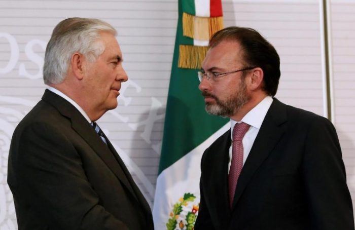 Tillerson ofrece apoyo a México por sismo y huracán Katia