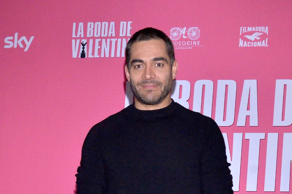 Omar Chaparro causa polémica tras aparecer en el nuevo tráiler de la cinta