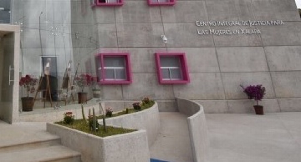Por falta de la firma del Gobernador, sigue inoperante el Centro de Justicia para las Mujeres: Activista