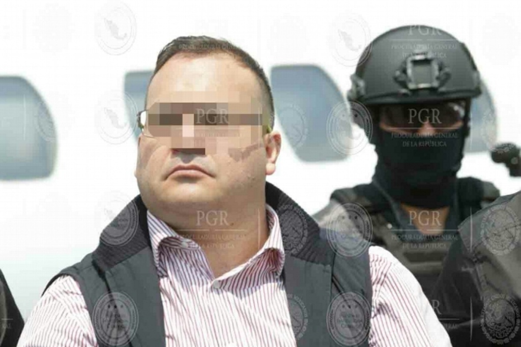 Fiscalía tiene 26 casos pendientes por desvíos del ex gobernador de Veracruz Javier