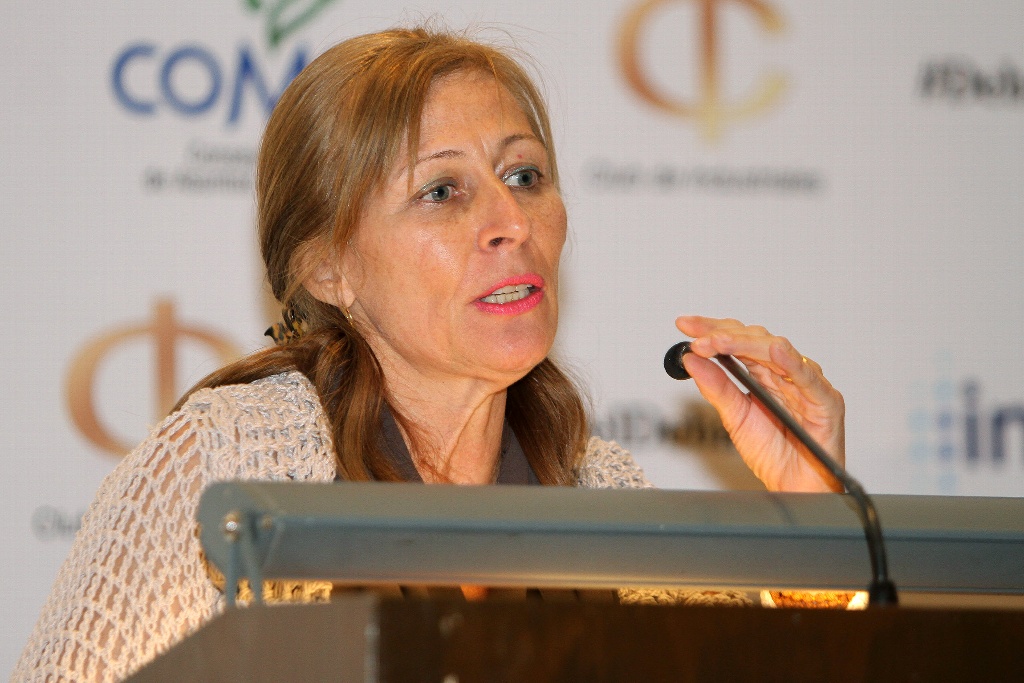 'SOS, estamos secuestrados en el Congreso': Tatiana Clouthier pide ayuda por bloqueo