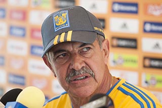 La decisión de la Liga MX que hizo enojar al Tuca