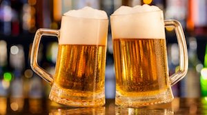 ¿Cuánta cerveza consumen los mexicanos al mes?