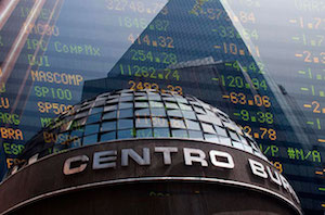 Bolsa Mexicana abre a la baja, pendiente a reportes tras sismo