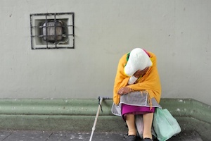 En pobreza extrema 2% de adultos mayores