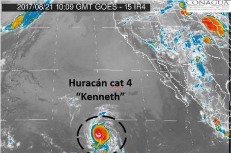 Huracán 'Kenneth' alcanza la categoría 4, sin afectar costas mexicanas