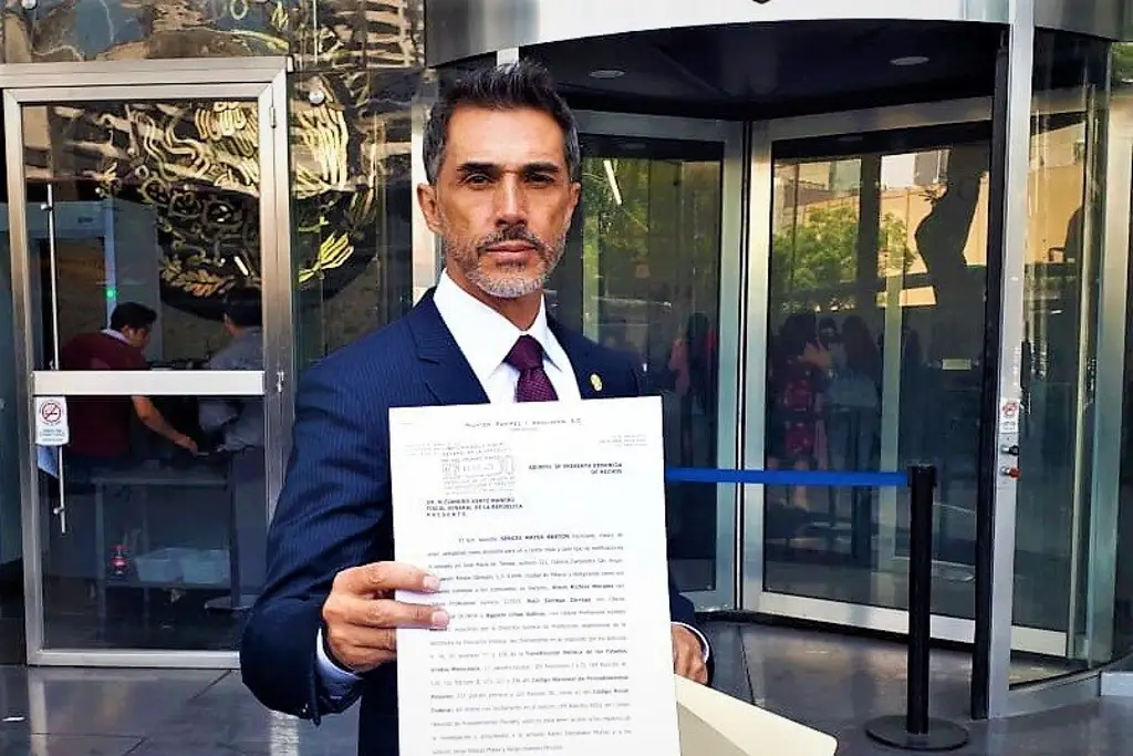 Por irse a La Casa de Los Famosos, Morena inicia procedimiento contra Sergio Mayer