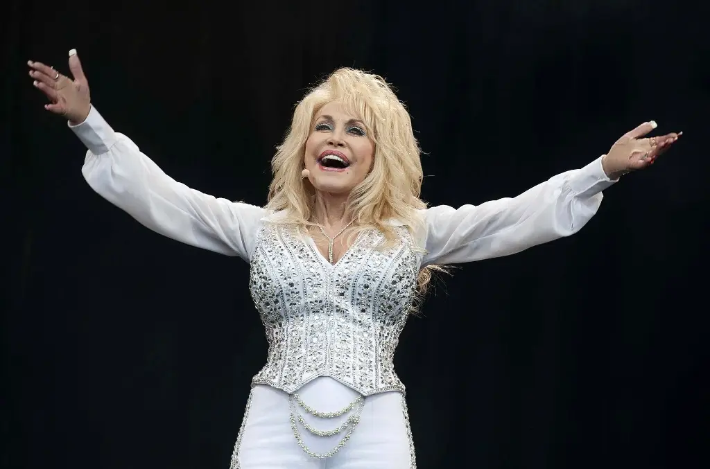 Revelan de qué murió la cantante Dolly Parton