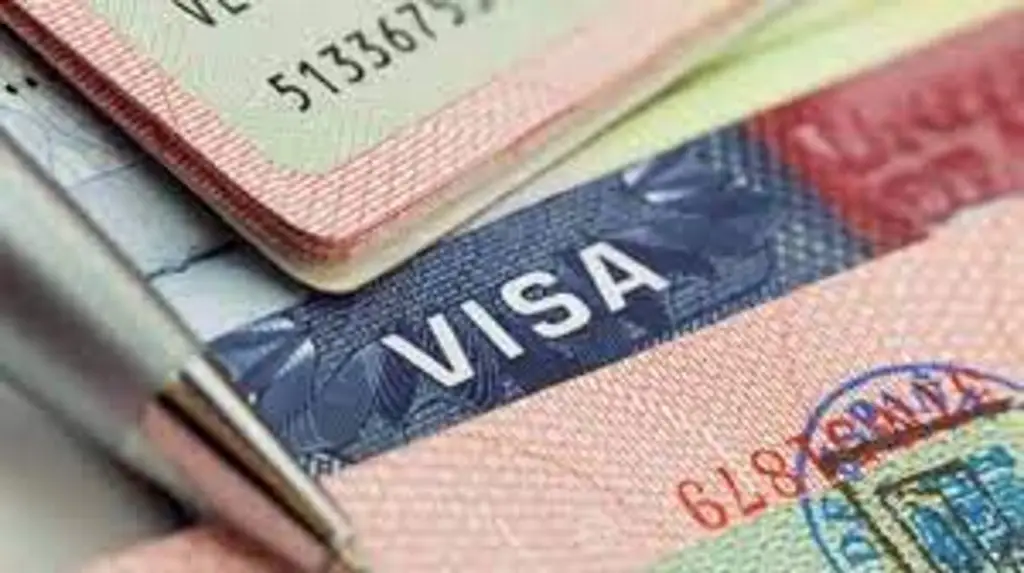 EU revoca visas a 17 políticos, magistrados y empresarios por corrupción y narcotráfico
